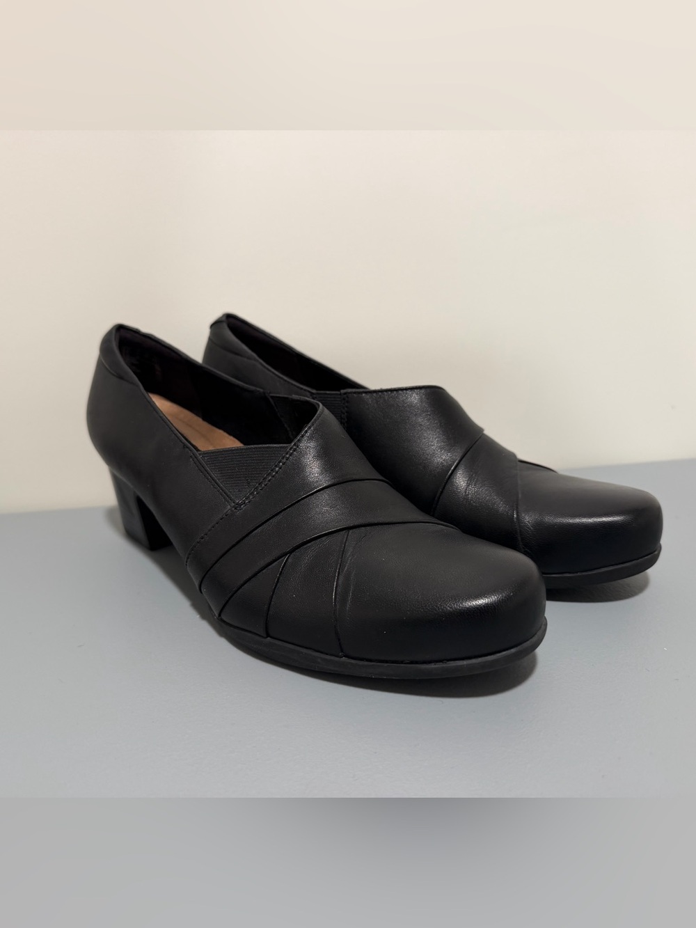 Clarks Women's EMSLIE WARBLER Pumps Leather Shoes Black Size 11